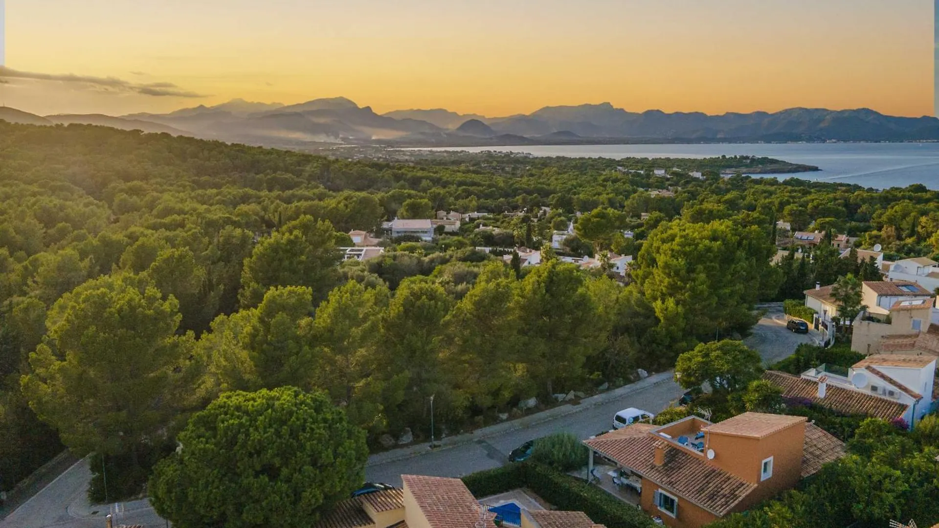 Villa Bonaire Sunset - Solar 200 Alcudia  Spain